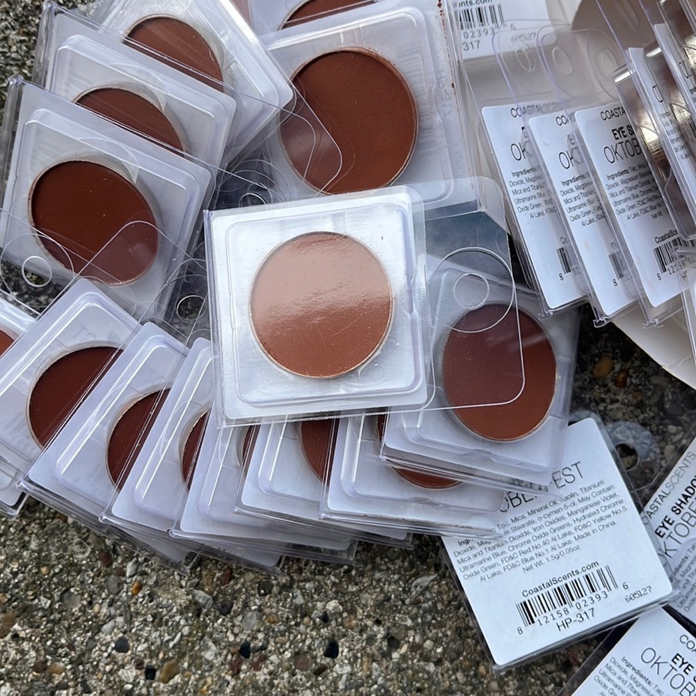 Coastalscents Oktoberfest eyeshadow